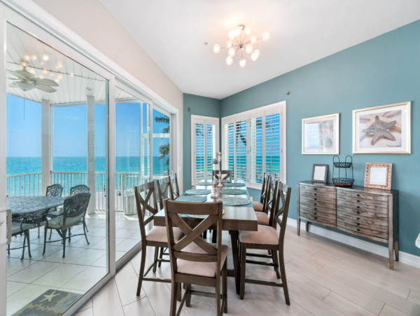 Luxurious 6-Bedroom Beachfront Residence Near Bonita Beach